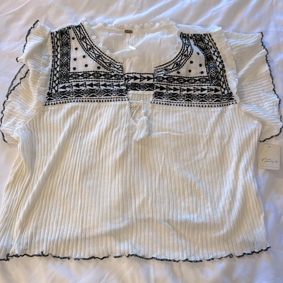 Free People Sarafina Short Sleeve Top in Ivory Combo, Size L NWT - Picture 1 of 6